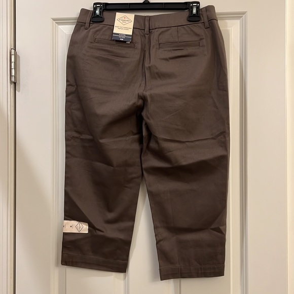 St John’s Bay ladies capris - Picture 6 of 9